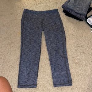 Athleta womens cropped leggings, dark grey
